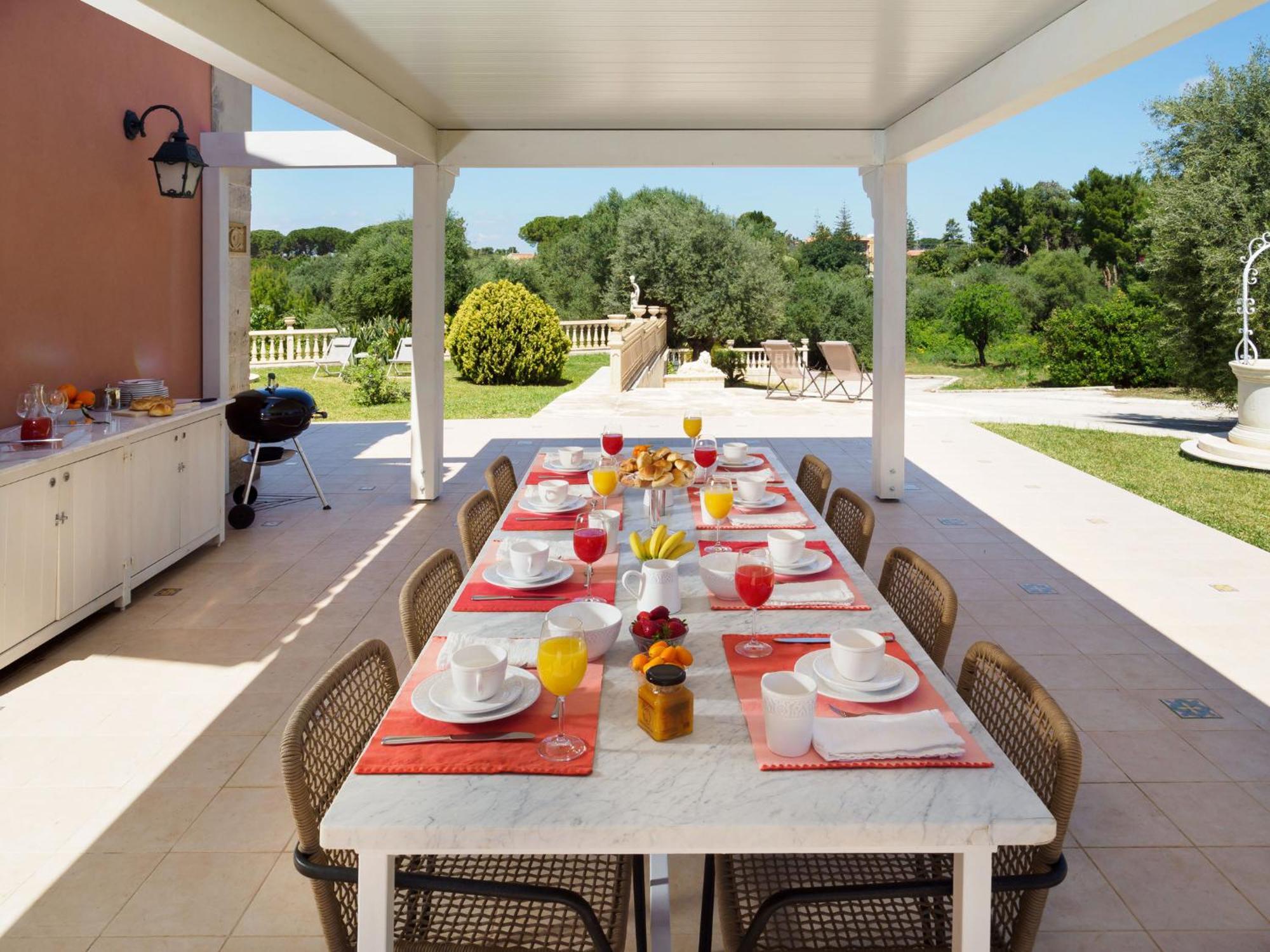 Gira Sole Villa Fontane Bianche Exterior photo